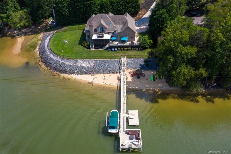 Property image 2 at 11077 Deep Cove Drive, Tega Cay, SC 29708