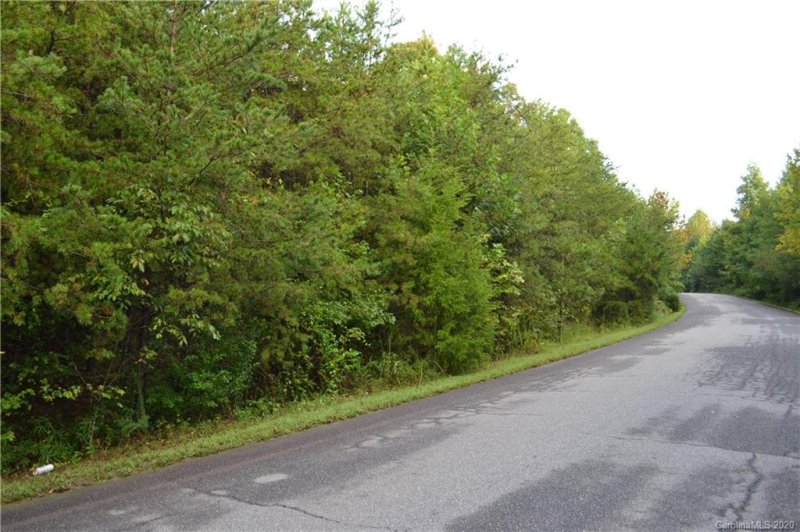 Property image 5 at 3013 Conner Circle, Morganton, NC 28655