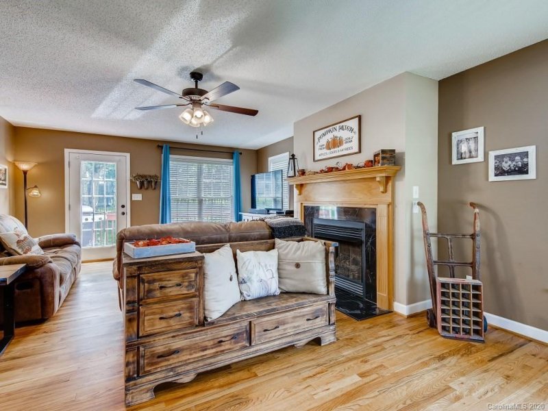 Property image 3 at 2602 Carriage Lane, Lincolnton, NC 28092