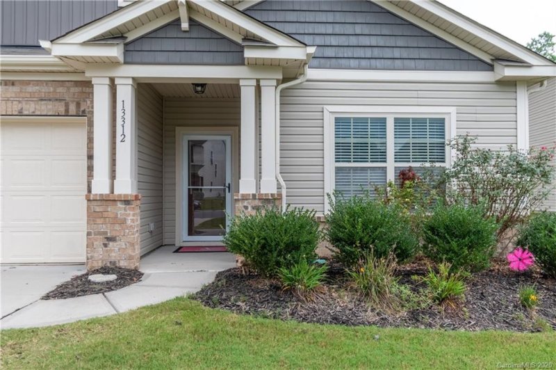Property image 3 at 13312 Hunting Birds Lane, Charlotte, NC 28278