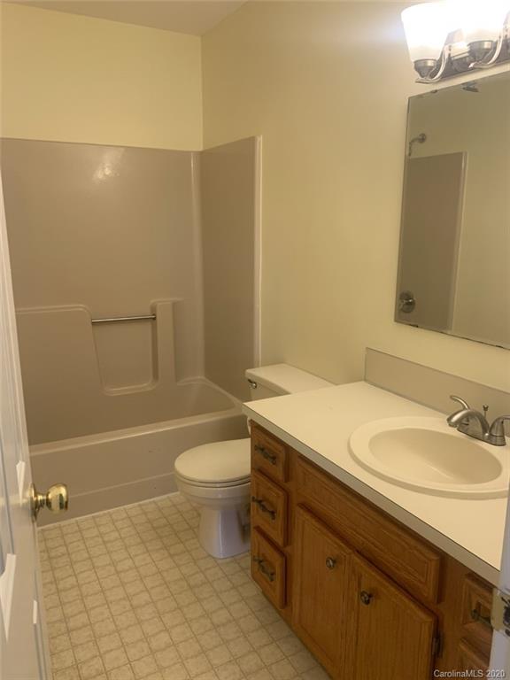 Property image 3 at 705 Flint Court, Conover, NC 28602