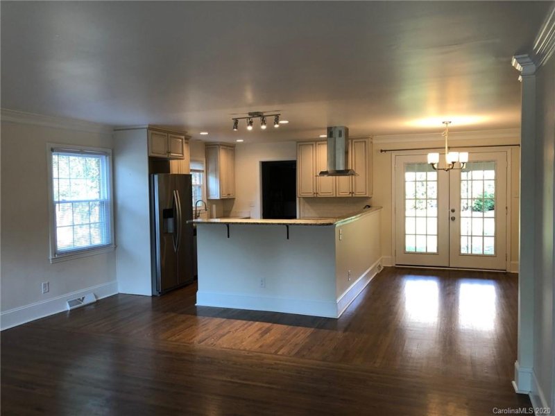 Property image 3 at 4809 Walden Court, Charlotte, NC 28210