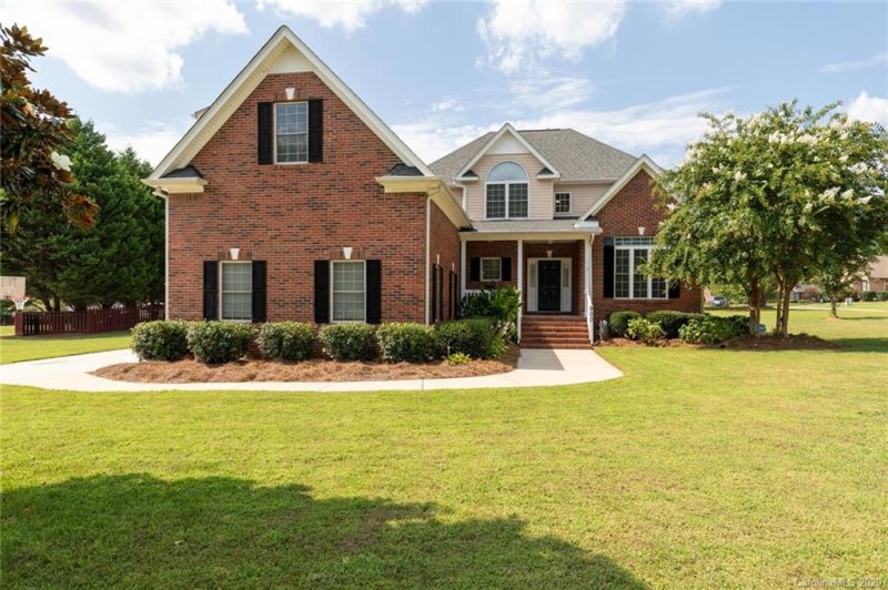 Property image 2 at 900 Gristmill Drive, Rock Hill, SC 29732