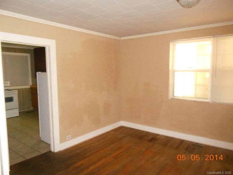 Property image 4 at 1046 Mauney Avenue, Gastonia, NC 28052