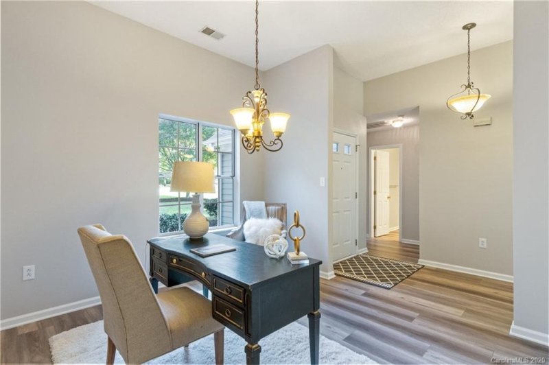 Property image 5 at 5533 Oak Drive, Charlotte, NC 28216