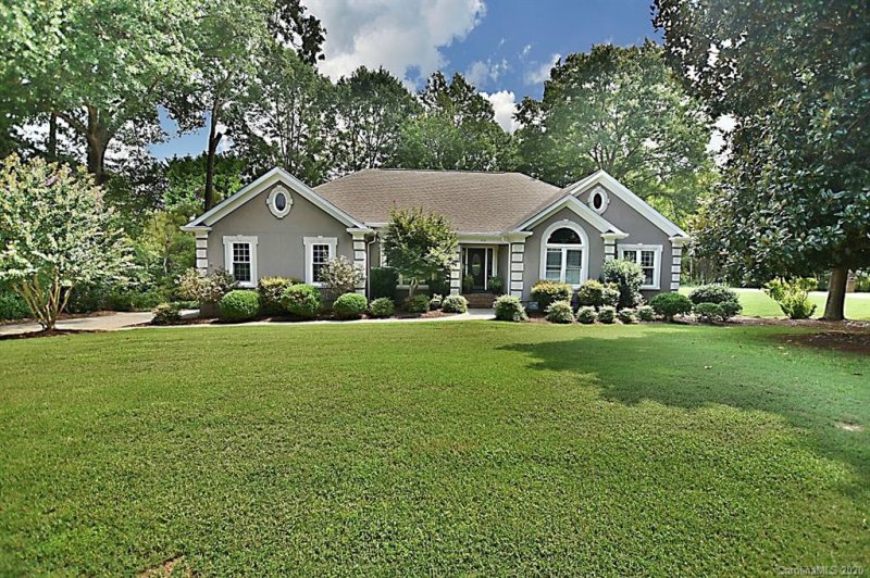 612 Landsdowne Court