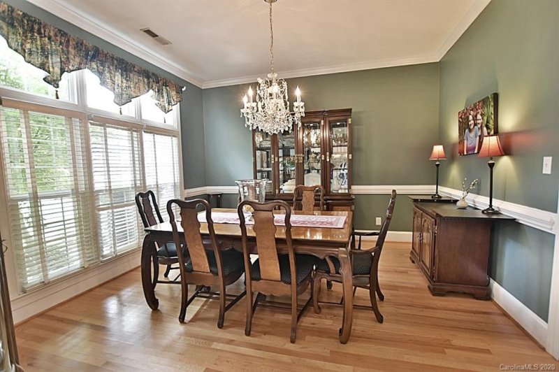 Property image 3 at 612 Landsdowne Court, Fort Mill, SC 29708