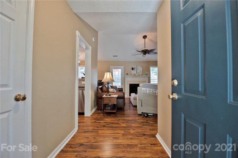 Property image 2 at 7067 Hunters Bluff Drive, Denver, NC 28037