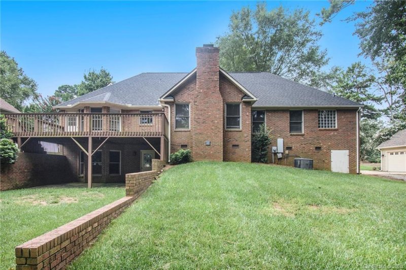 Property image 5 at 8013 Prestwick Lane, Stanley, NC 28164