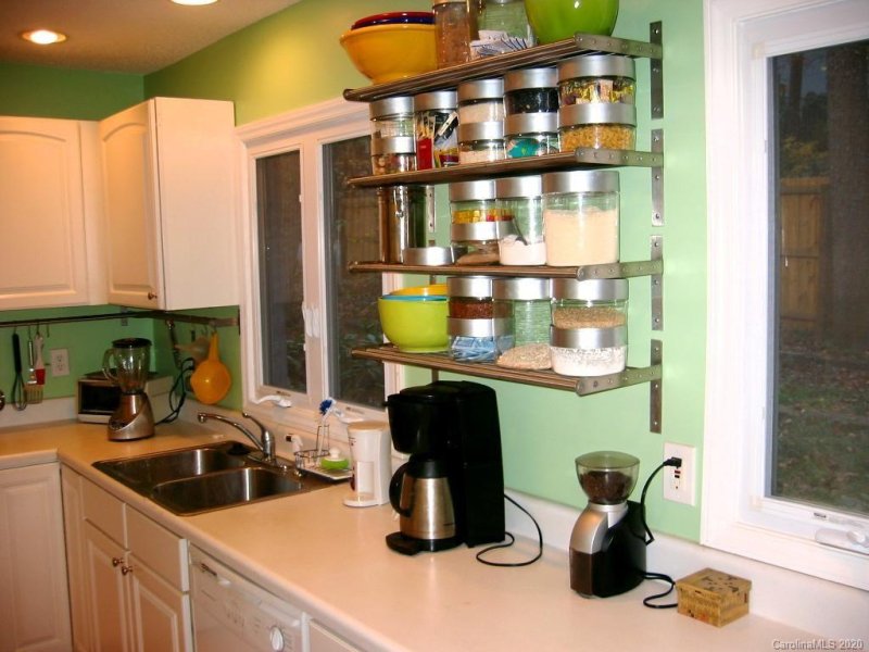 Property image 2 at 9 Riverbend Drive, Asheville, NC 28805