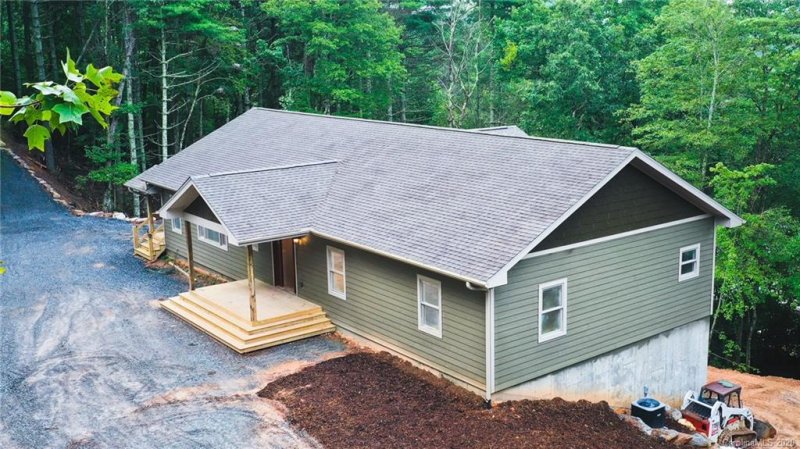 Property image 4 at 124 Wildwood Way, Lake Toxaway, NC 28747