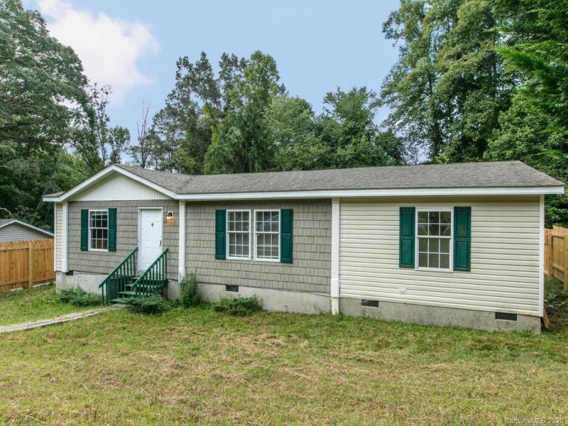 Property image 2 at 519 Primrose Drive, Asheville, NC 28806