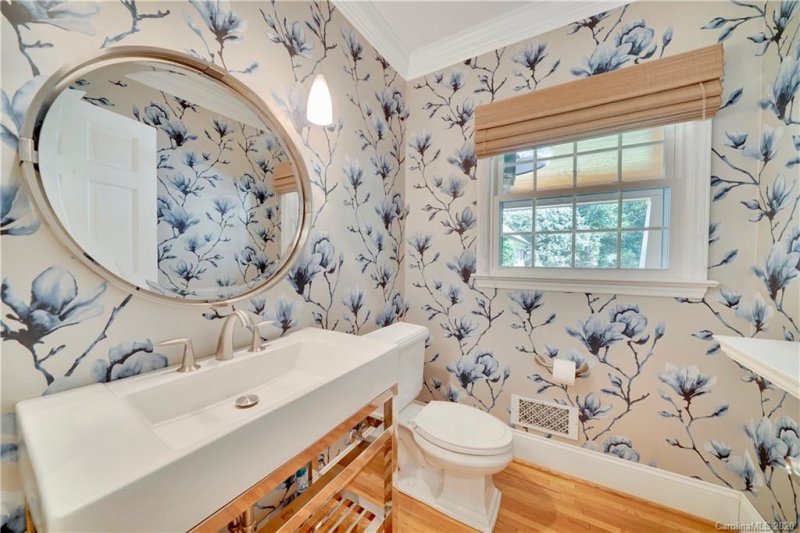 Property image 4 at 3900 Larkston Drive, Charlotte, NC 28226