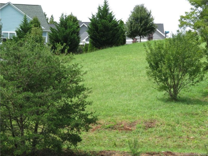 Property image 5 at 30 Enchanted Oak Lane, Alexander, NC 28701