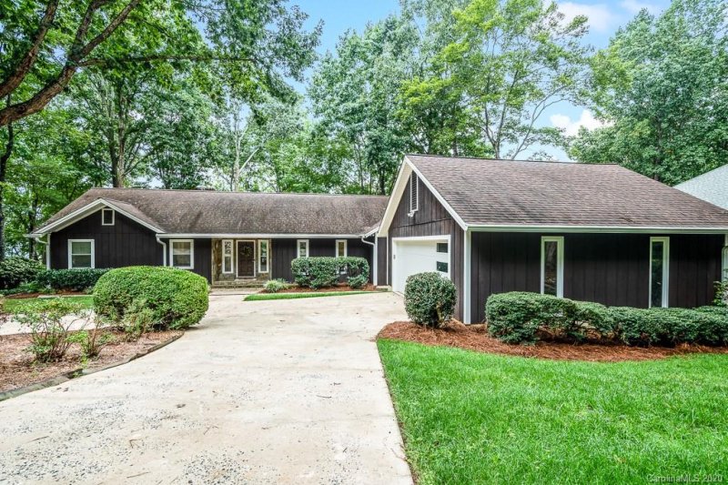 Property image 2 at 3748 Mill Run, Terrell, NC 28682