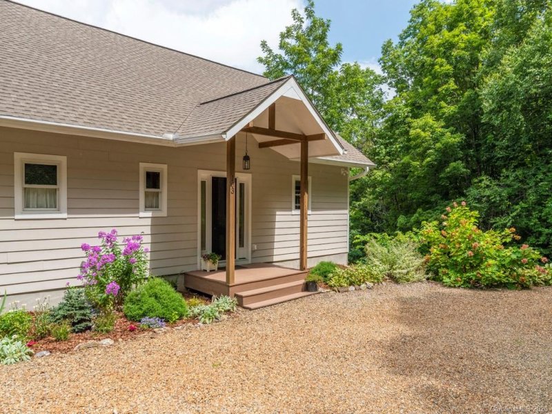 Property image 2 at 103 Marney S Vista Road, Waynesville, NC 28786