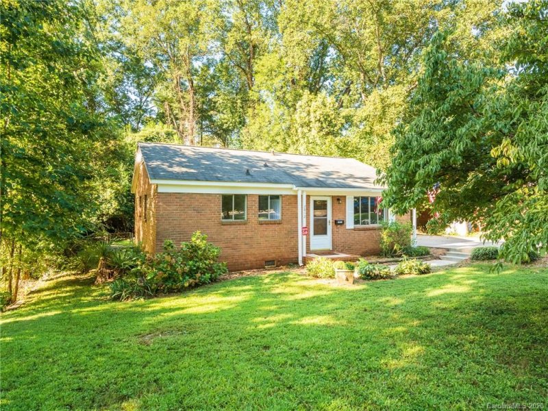 Property image 3 at 2812 Palm Avenue, Charlotte, NC 28205