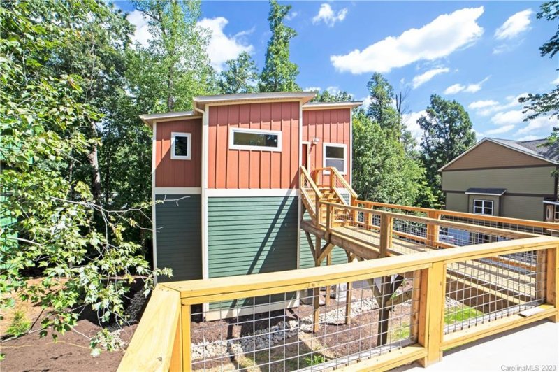 Property image 2 at 12 Crestwood Lane, Candler, NC 28715