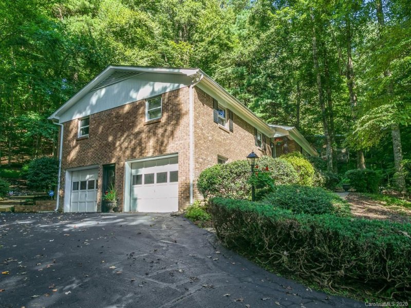 Property image 3 at 158 Long John Drive, Hendersonville, NC 28791