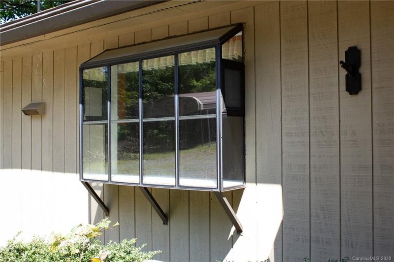 Property image 4 at 45 Miners Knob Road, Black Mountain, NC 28711