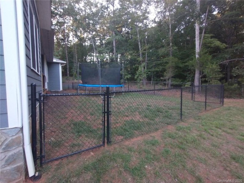 Property image 3 at 2253 Saratoga Run, Morganton, NC 28655