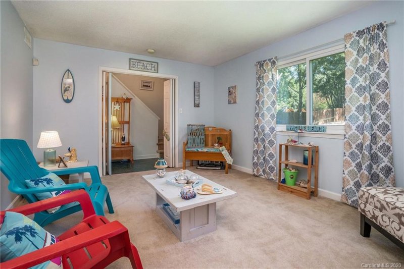 Property image 5 at 5952 Bluebonnet Road, Charlotte, NC 28212