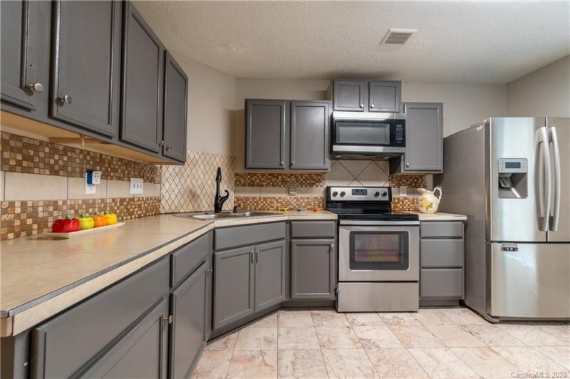 Property image 2 at 5653 Ebley Lane, Charlotte, NC 28227