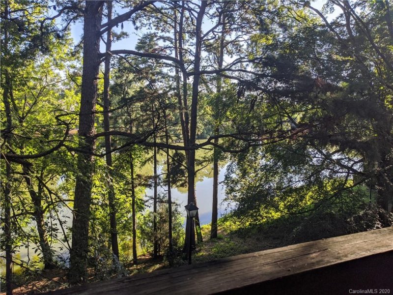 Property image 4 at 8125 Cedar Glen Drive, Charlotte, NC 28212