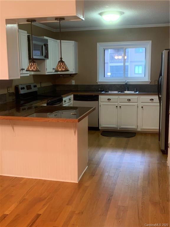 Property image 4 at 33 Lake Drive, Hendersonville, NC 28739