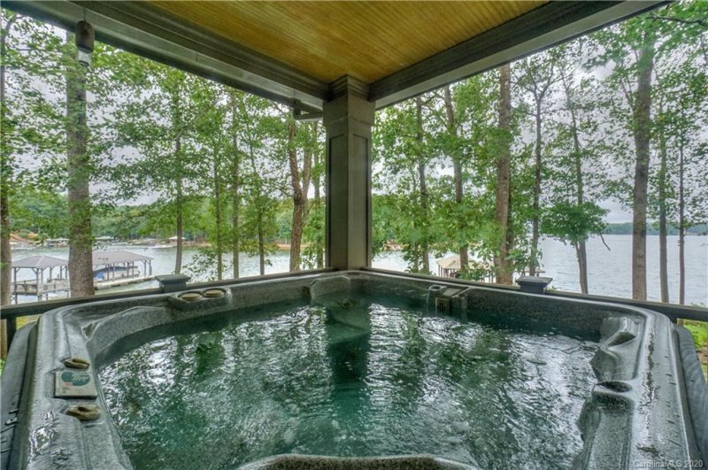 Property image 4 at 2420 Wellesbourne Lane, Sherrills Ford, NC 28673