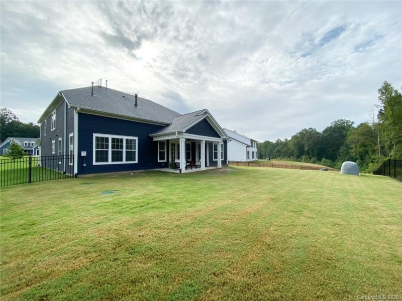 Property image 4 at 210 Country Lake Drive, Mooresville, NC 28115