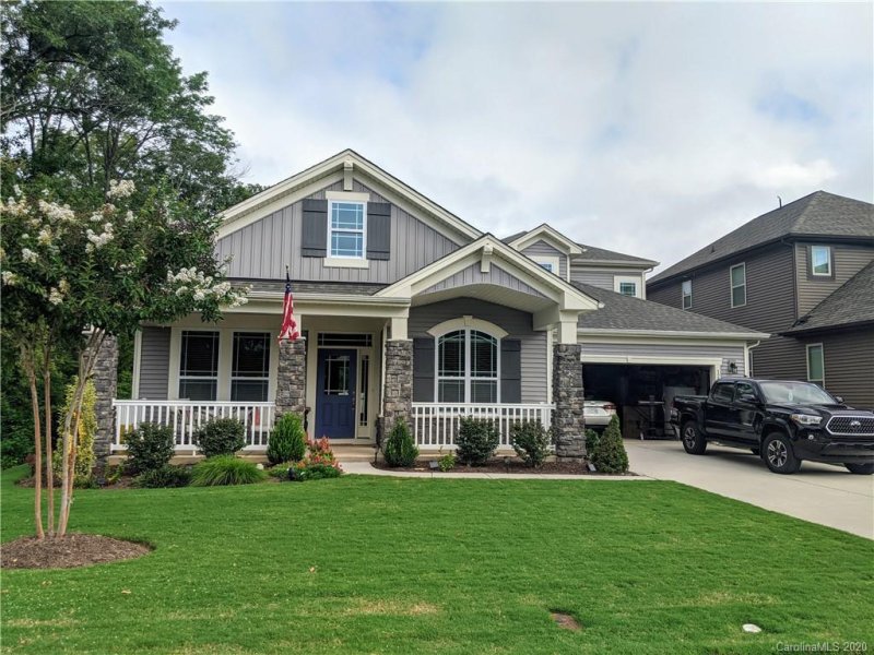 1251 Kings Grove Drive