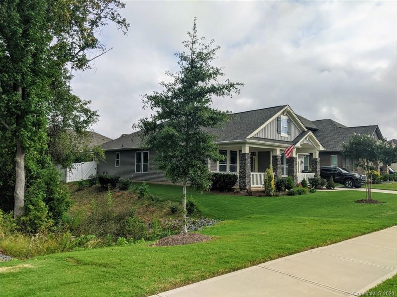 Property image 2 at 1251 Kings Grove Drive, York, SC 29745