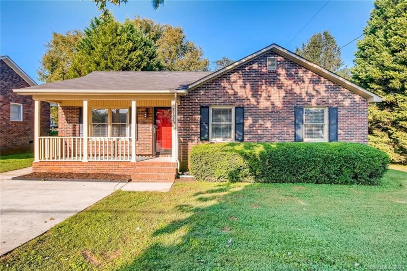 Property image 2 at 3103 Carson Street, Belmont, NC 28012