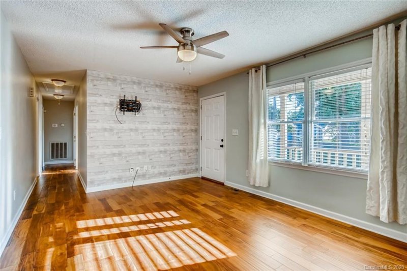 Property image 3 at 3103 Carson Street, Belmont, NC 28012