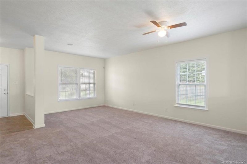 Property image 4 at 3248 Bamburgh Court, Charlotte, NC 28216
