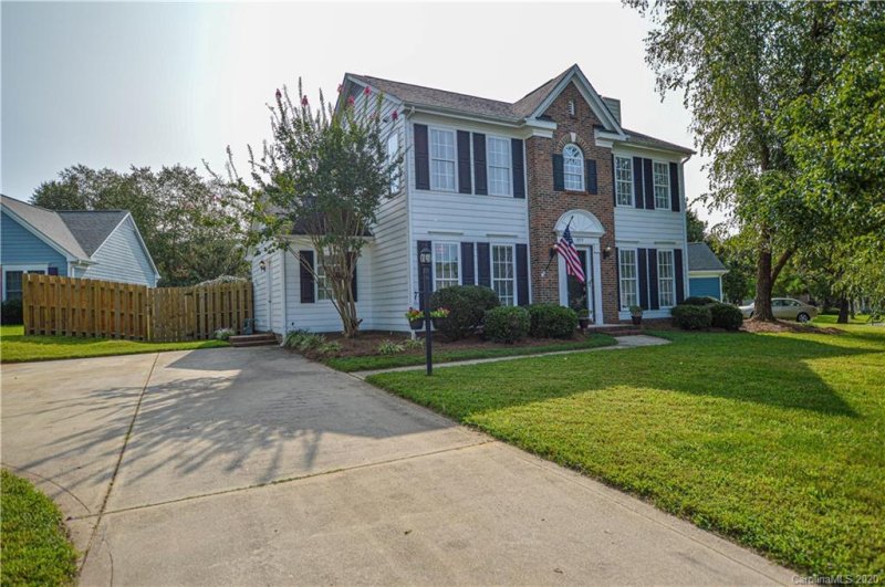 Property image 3 at 1979 Stratton Court, Kannapolis, NC 28081