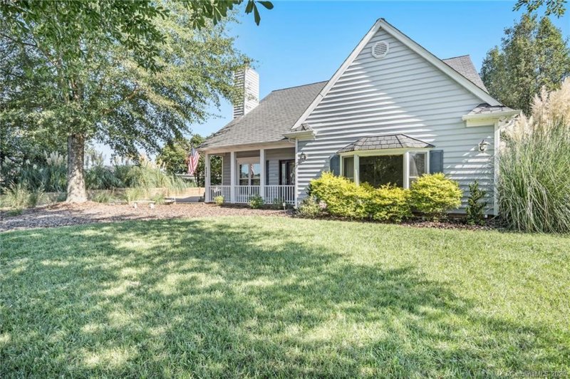 Property image 3 at 4228 Collingham Drive, Charlotte, NC 28273