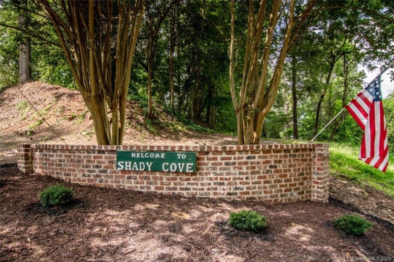 122 Shady Cove Road