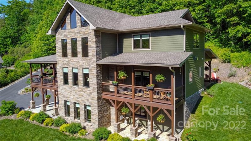 Property image 2 at 350 Inverness Drive, Waynesville, NC 28786