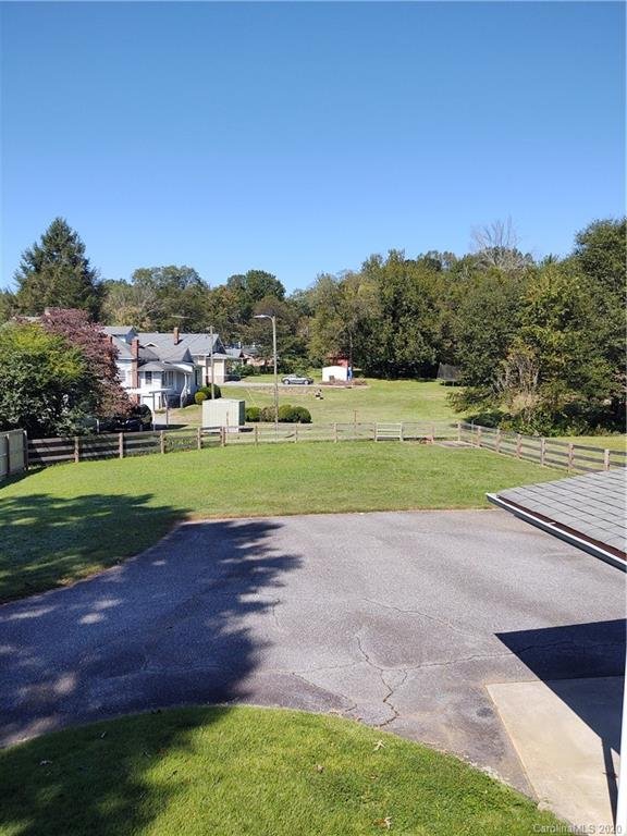 Property image 3 at 819 4th Street Drive, Hickory, NC 28601
