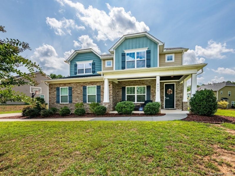 8529 Olde Stonegate Lane