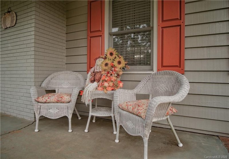 Property image 4 at 305 Deal Avenue, Conover, NC 28613