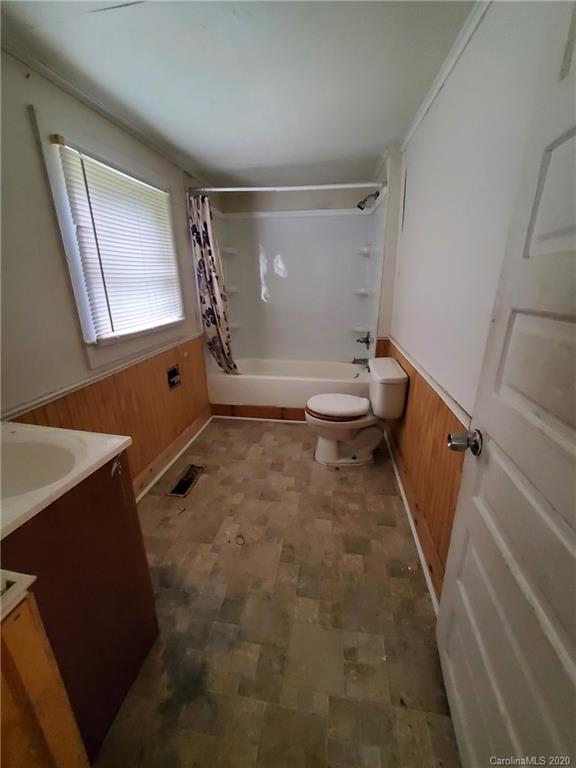 Property image 4 at 208 S S Ransom Street, Gastonia, NC 28054