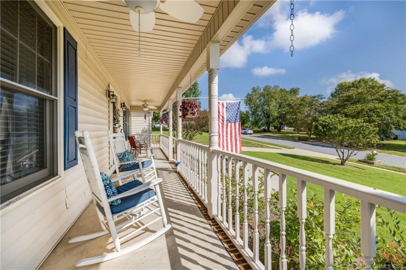 Property image 3 at 102 Blue Spruce Court, Shelby, NC 28152