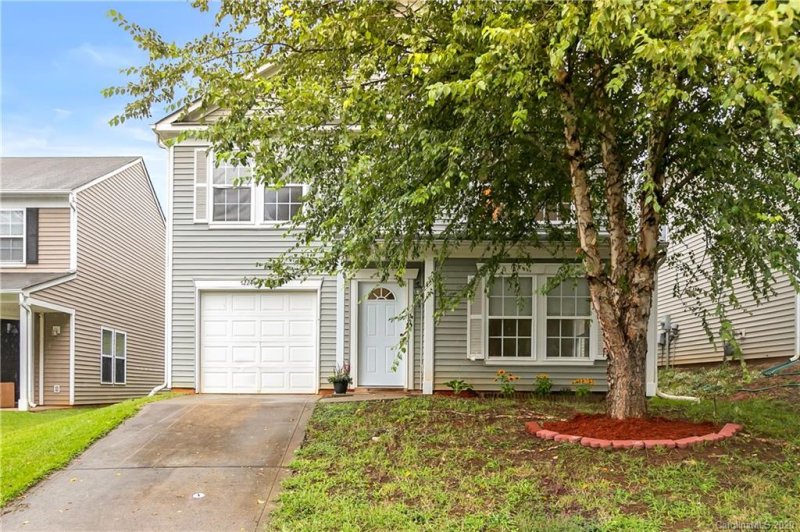 Property image 2 at 1224 Allegiance Drive, Charlotte, NC 28217