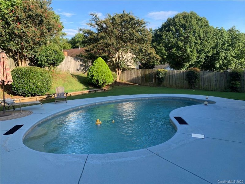 Property image 2 at 4206 Wynborough Lane, Charlotte, NC 28269