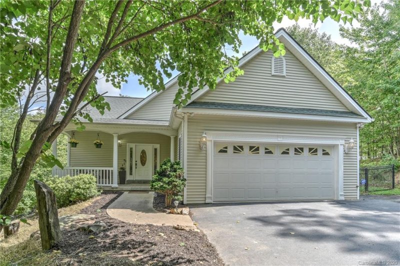 Property image 2 at 56 Gaston Mountain Road, Asheville, NC 28806