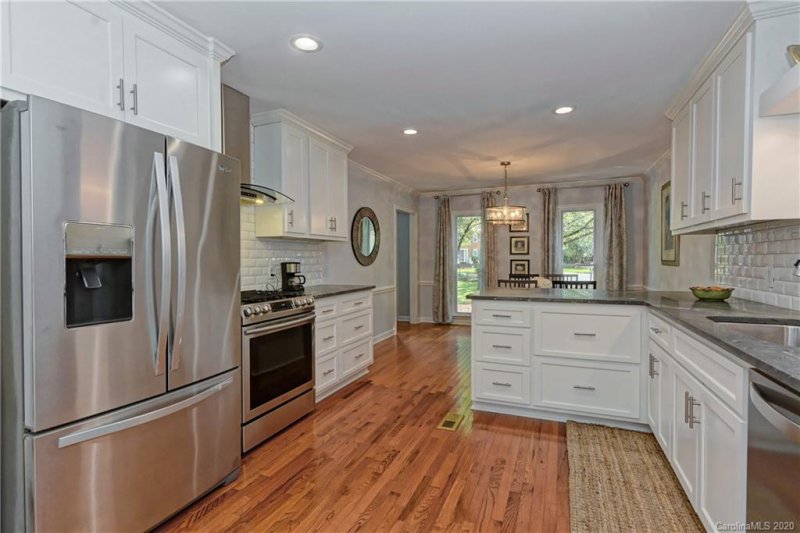 Property image 5 at 10504 Elrod Lane, Charlotte, NC 28277