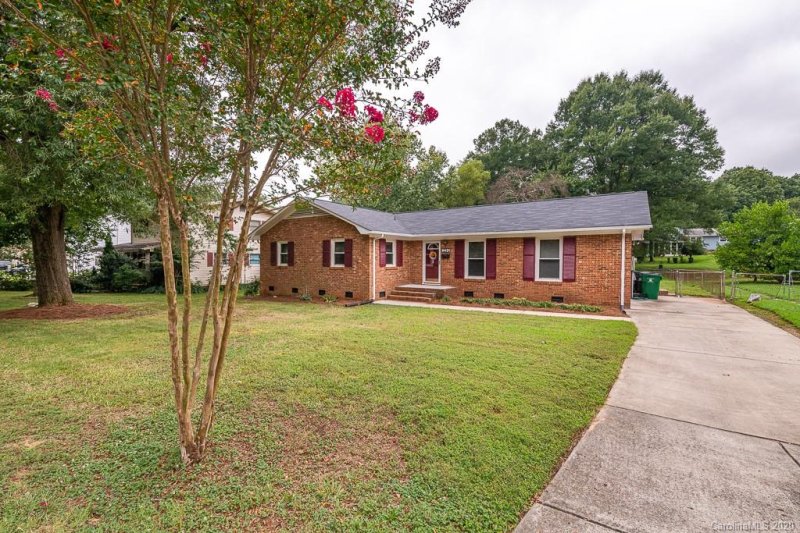 6421 Hidden Forest Drive